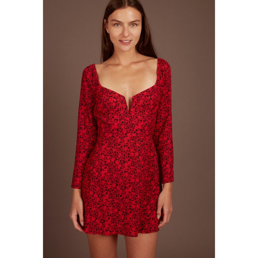 NWT REVOLVE BLUE LIFE Red Floral Print Coneja Mini Dress Size XS